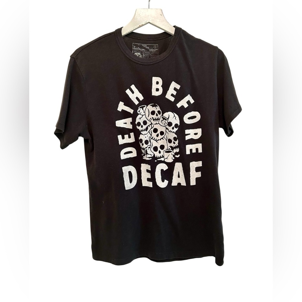 Death Before Decaf PYKNIC T-Shirt Medium Black Coffee Graphic Tee Barista‎